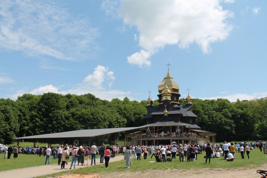 Ілюстрація. Програма прощі розрахована на два дні.