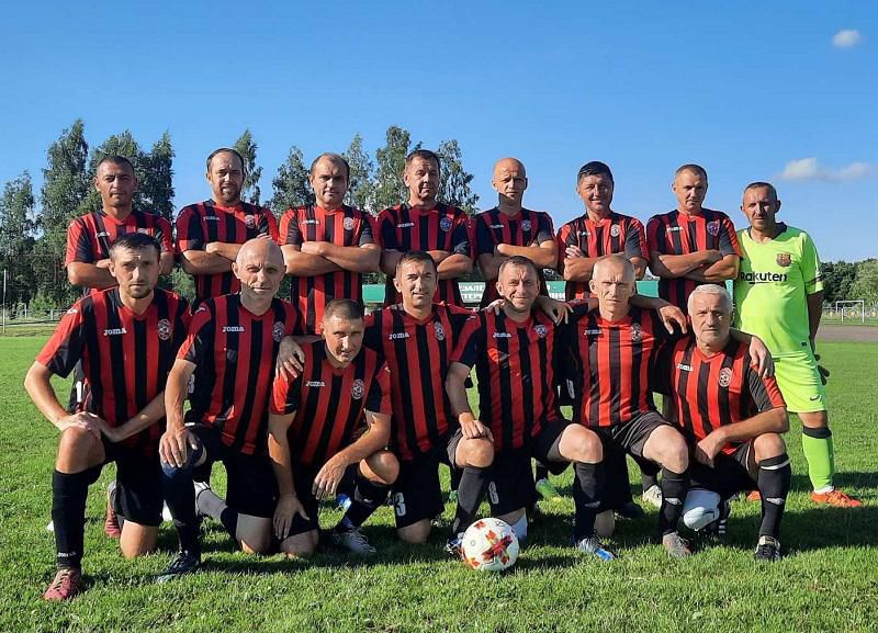 В останньому матчі ветерани здобули четверту перемогу і є беззаперечними лідерами чемпіонату області