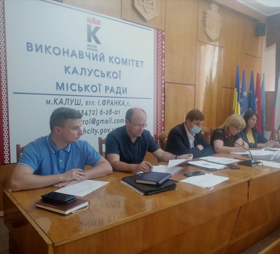 Міським головою надано ряд протокольних доручень керівникам виконавчих органів та комунальних підприємств.