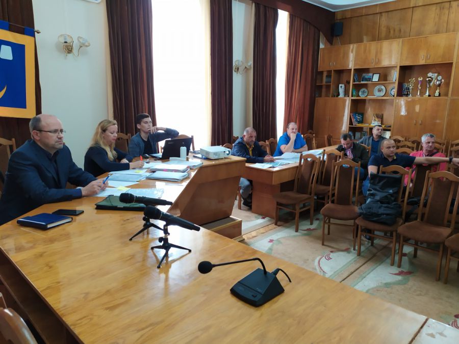 На координаційній раді вирішили облаштувати піднятий пішохідний перехід біля ліцею №3 та затвердити паркувальні зони