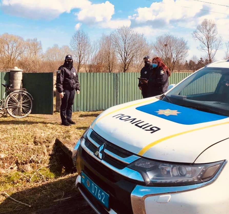 Жінка, дізнавшись про вагітність, боялась зізнаватись свекрусі та чоловіку, оскільки в неї вже було троє дітей