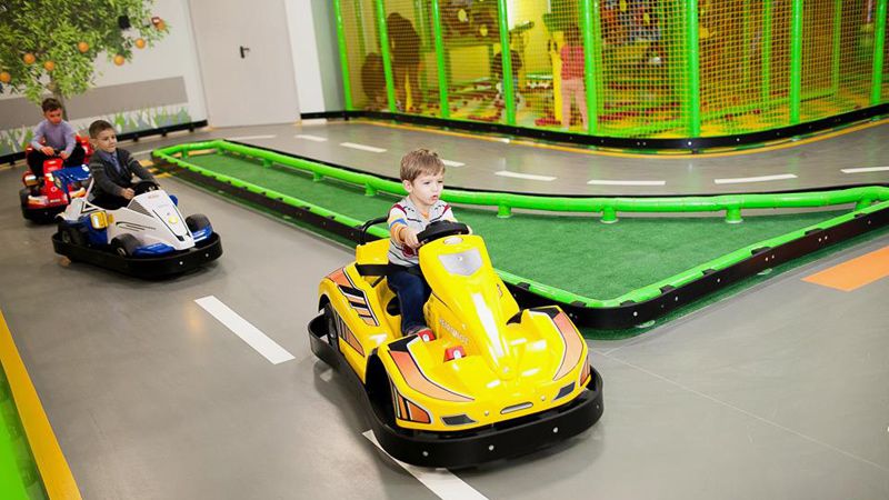 Крім будівництва, передбачено влаштування зелених зон, дитячих майданчиків та автомобільної стоянки на 18 автомобілів