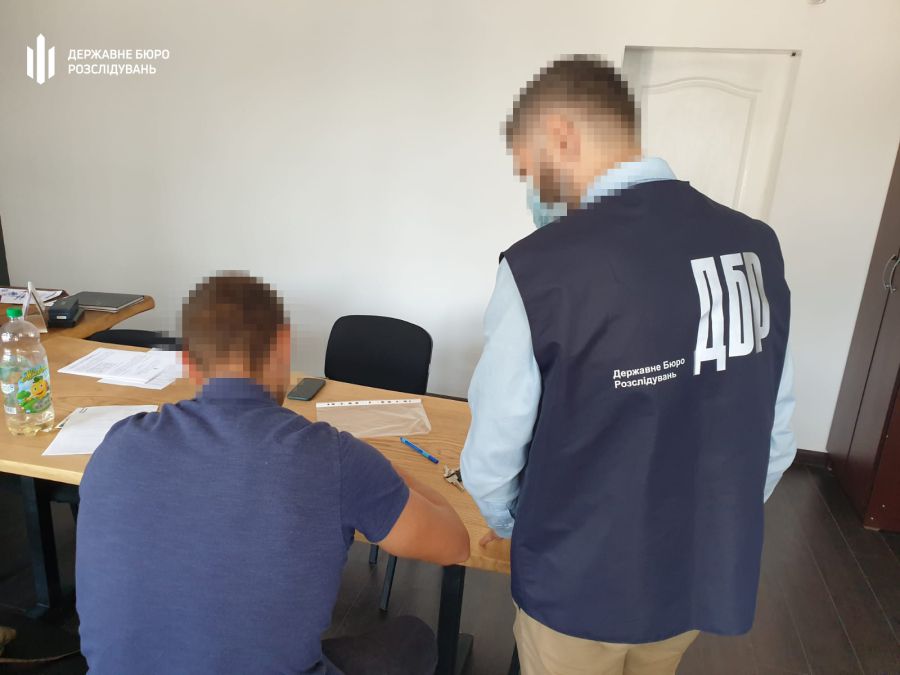 Затриманих спіймали "на гарячому".