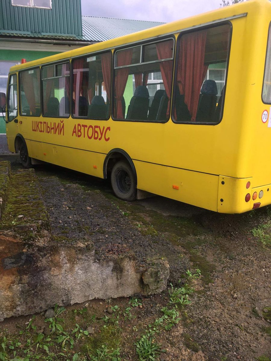 Калуська РДА передала автобус без права користування