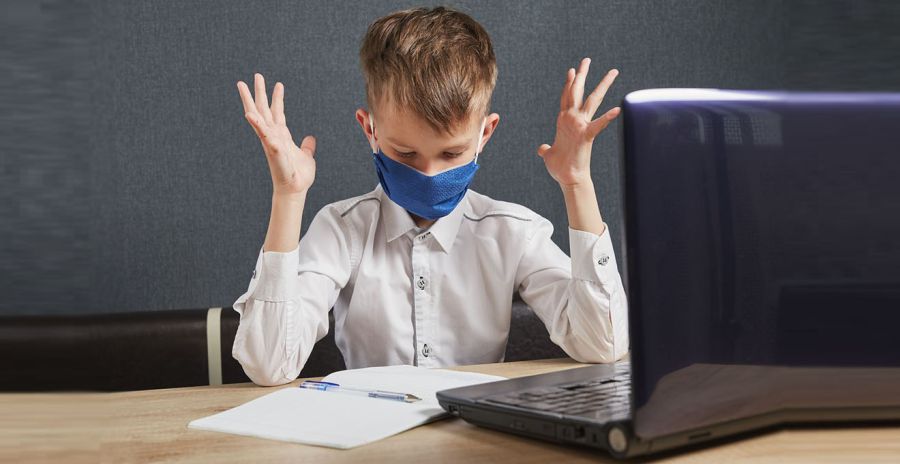 Ілюстроване фото. Вакцинація працівників двох гімназій та чотирьох ліцеїв не досягла 80 відсотків