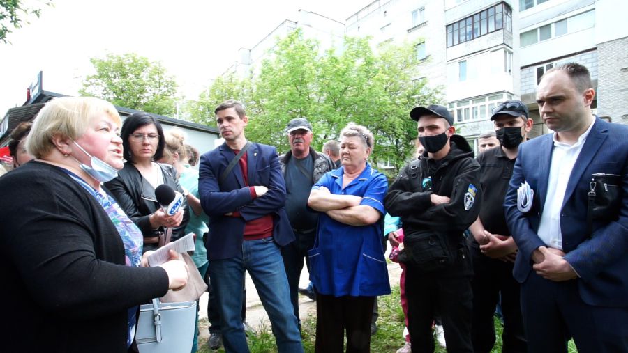 24 травня міський голова Андрій Найда зазначив: ламати громаду через коліно — неправильно