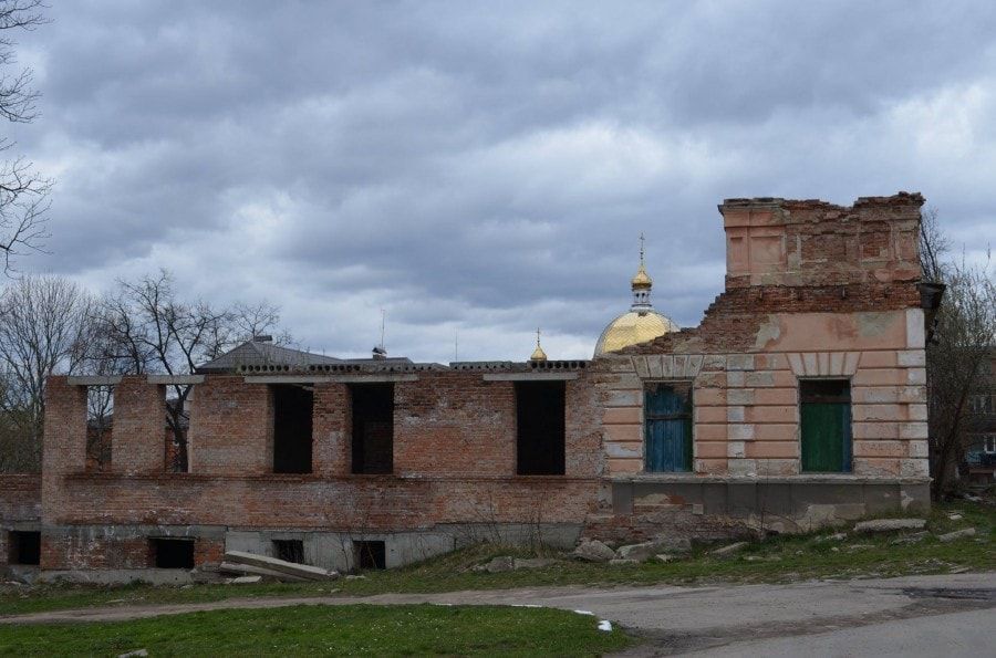 У Ратуші часто ловлять неповнолітніх, які розпивають алкоголь