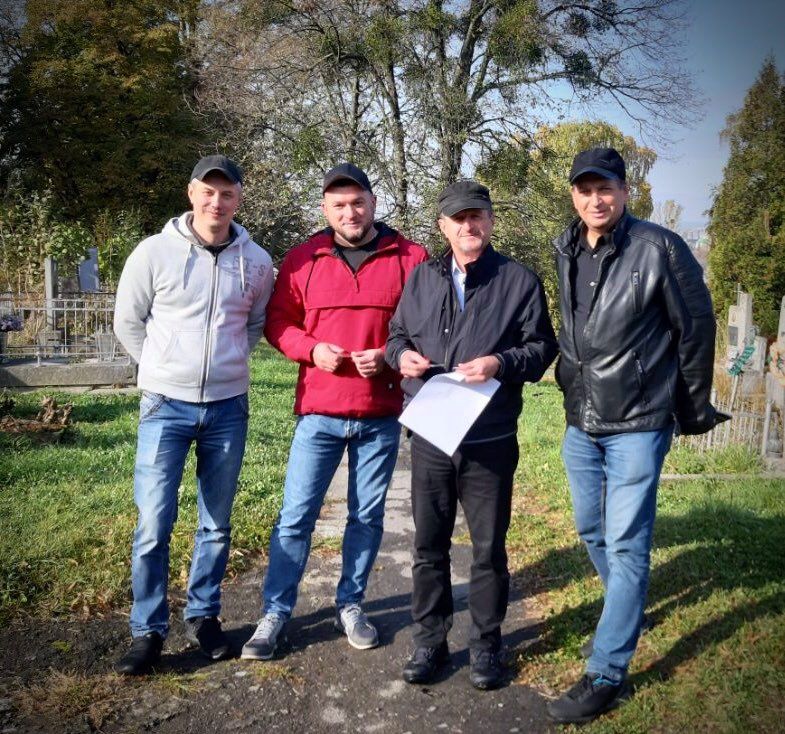 Делегація оглянула могили полеглих чеських героїв на військовому цвинтарі Калуша