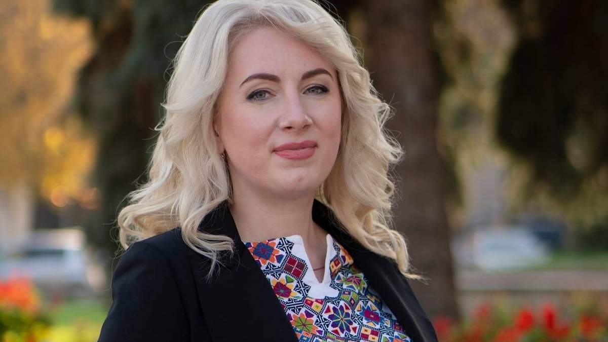 Світлана Онищук отримує зарплату у розмірі 57 тисяч гривень.