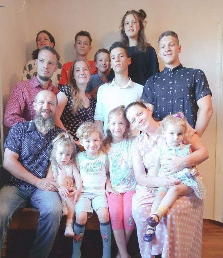 Двоє з 12-ти дітей Олега Бутусіна воюють на сході України в складі ЗСУ проти московського загарбника