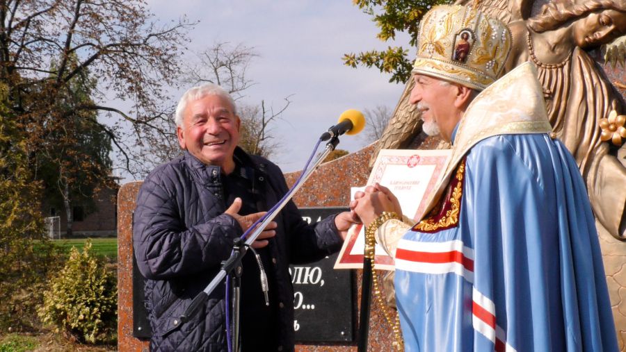 Шестиметровий камінь було знайдено на водах Прута в урочищі Шандра, розповідає автор ідеї