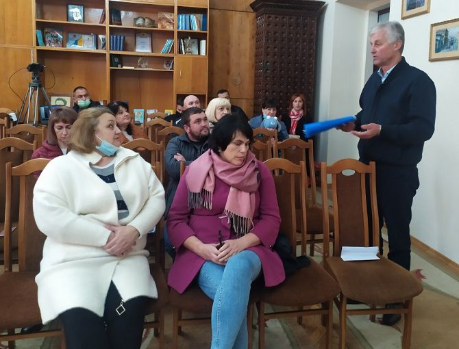 Власники уклали договір із забудовником, де ні слова не було вказано про придбання модему