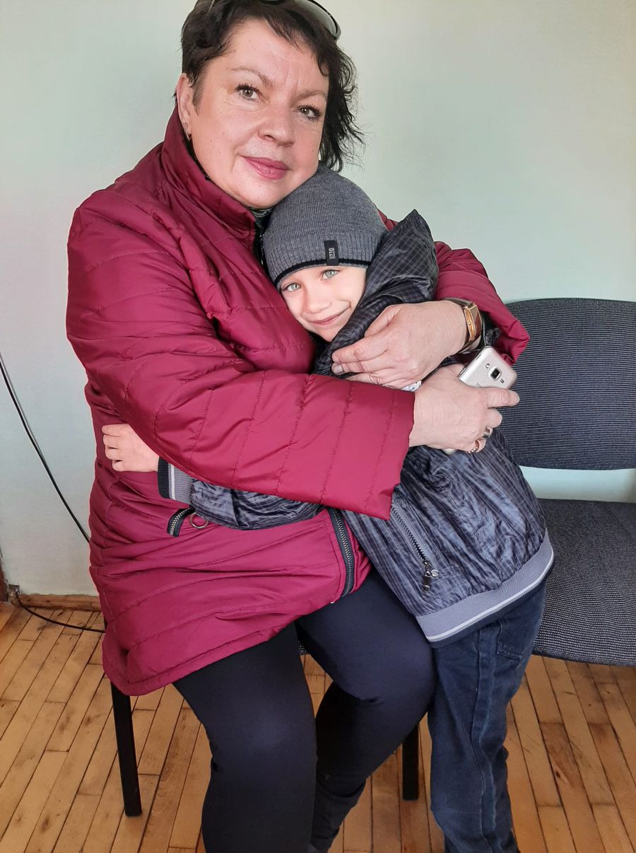 Кожна дитина потребує сім'ї та любові