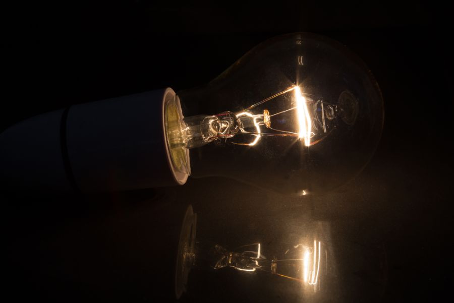 Ілюстроване фото. Енергетики повідомили, що знеструмлять частину Калуша