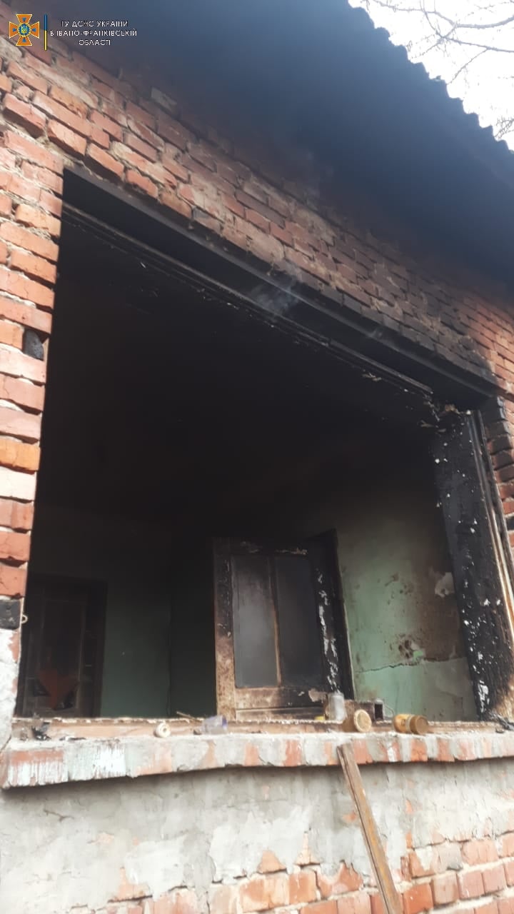 Двоє постраждалих направили до лікарні