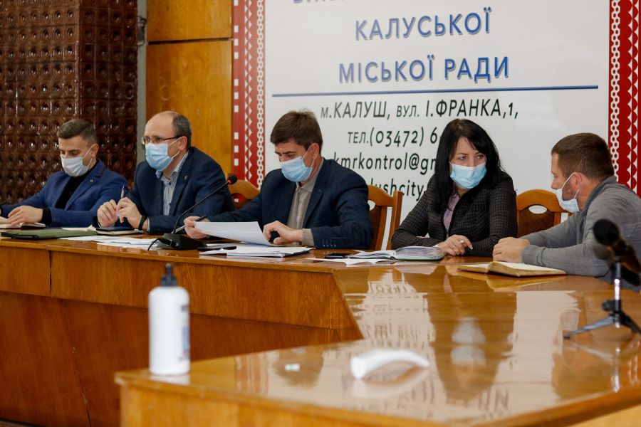 Міська влада підготує звернення до Івано-Франківської обласної ОДА щодо забезпечення вакцинами