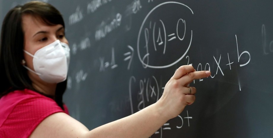 Ілюстроване фото. У Калуській громаді 42 працівників сфери освіти відмовилися від вакцинації, не маючи протипоказів