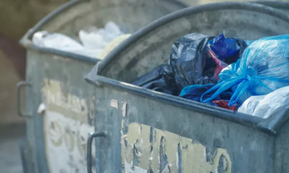 Ілюстроване фото. Виконавець послуги перерахував свій тариф і повідомив про це громаду. Причому — ще в липні