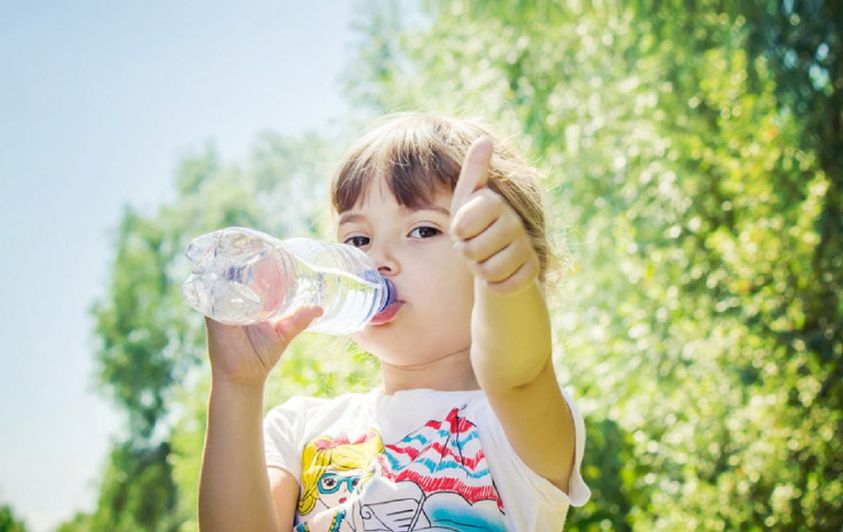 Ілюстроване фото. Потрапляння нітратів в організм дитини до трьох років є доволі небезпечним.
