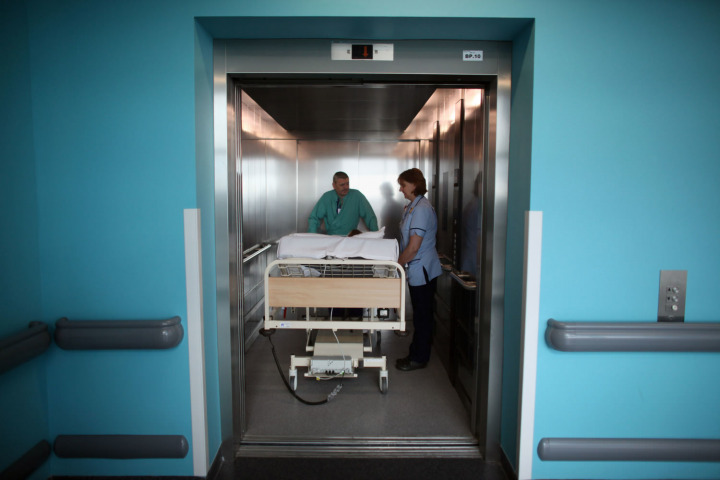 Ілюстроване фото. Ліфт у міській (раніше — районній) лікарні не працював понад 20 років