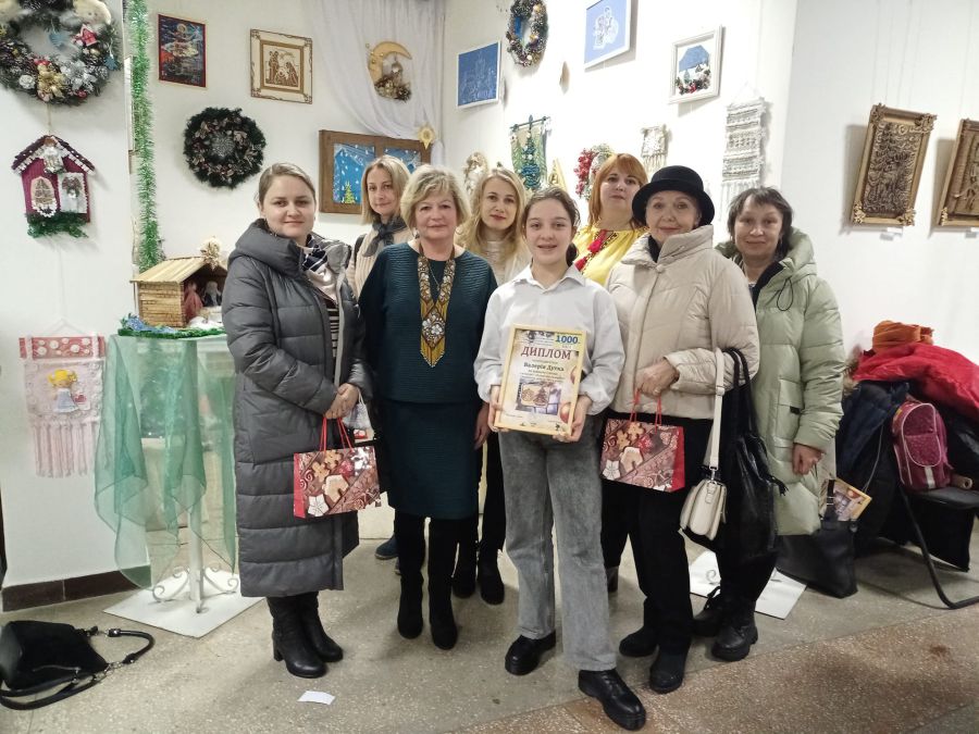 Вихованці Центру художньої творчості дітей, юнацтва та молоді представили близько 150 робіт