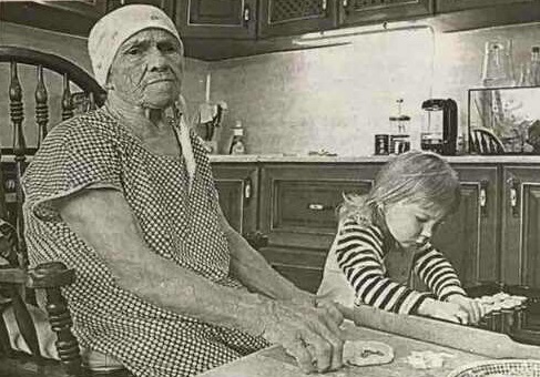 Марія Мельник, 1930 року народження