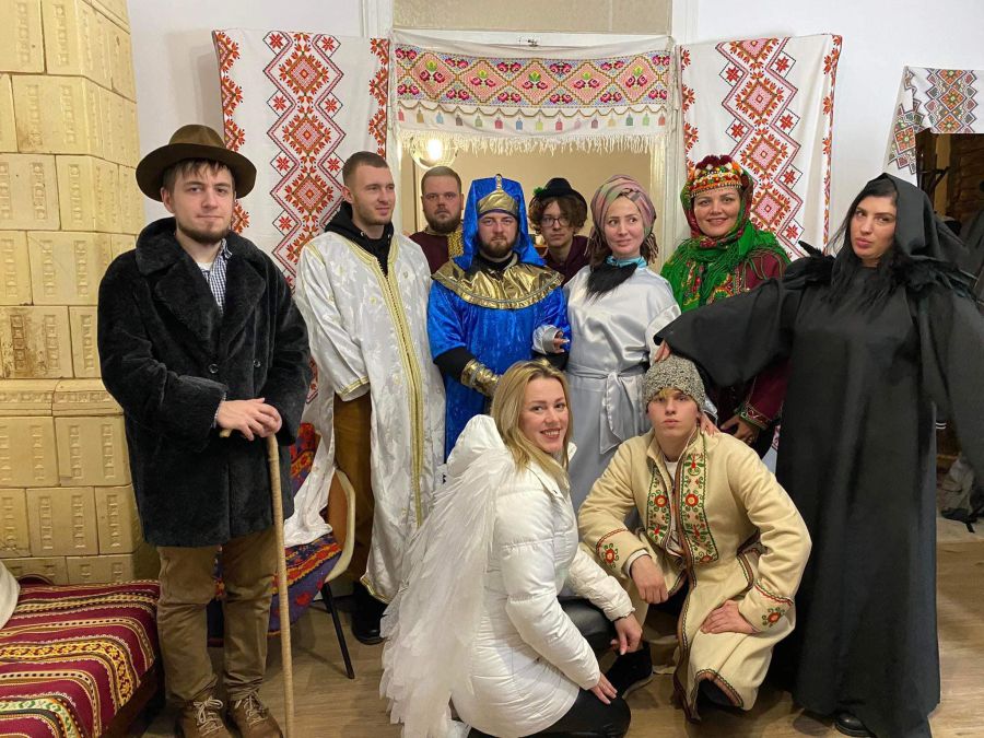 Колядники традиційно планують обійти райони Загір'я, Хотінь та побувати у деяких селах. Фото: Оля Ярема