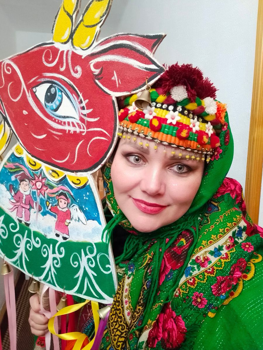 Коли потік енергії цих світлих і чистих душею і серцем людей організувався і пішов у народ, то емоції стали незабутніми