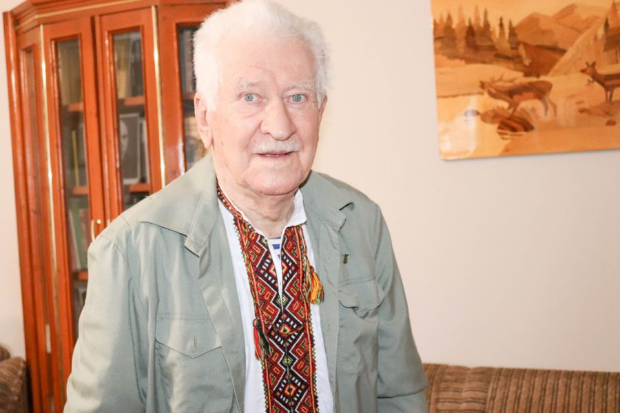 Сьогодні Степана Петраша вітали представники влади та творчі колективи