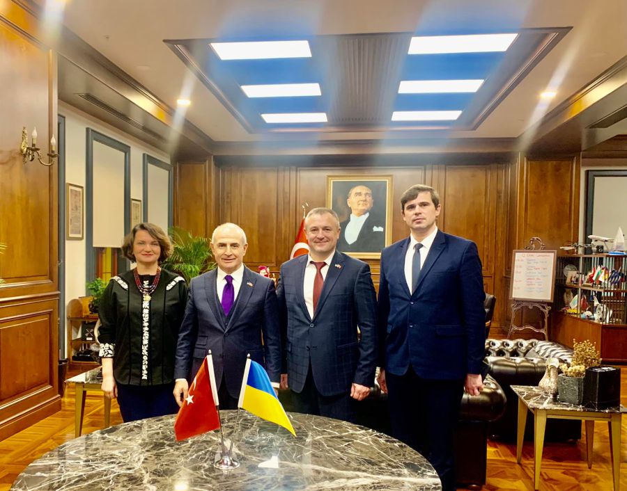 За словами Андрія Найди, він вів перемовини щодо турецького міста-побратима