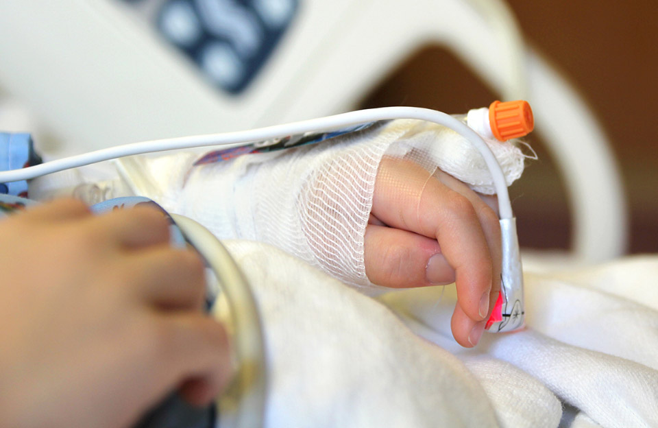 Ілюстроване фото. Медики діагностували у пацієнта складну травму хребта