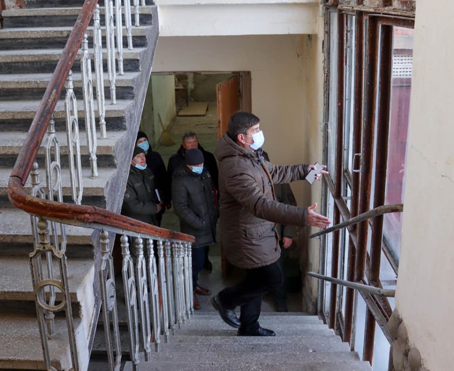 У 2022 році відремонтують опалення, замінять старі віконні та дверні блоки