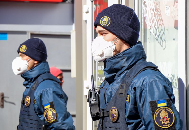 Ілюстроване фото. Гвардійці патрулюють вулиці двох міст Прикарпаття