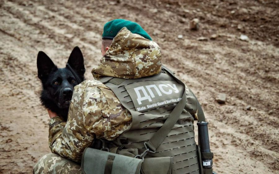 Ілюстроване фото. Хлопця знайшли з простреленою щелепою.