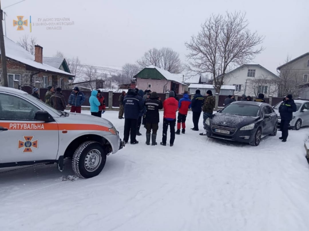 До пошуку чоловіка задіяне місцеве населення.
