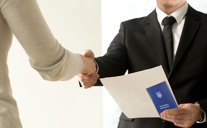 Ілюстроване фото. У бюджеті   не вистачає коштів на таку кількість посад