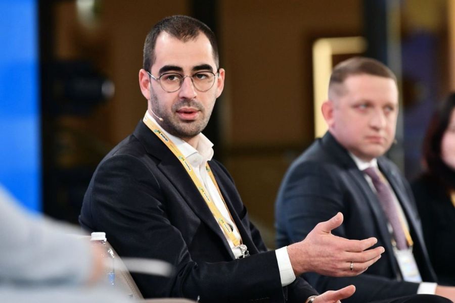 Державне бюро розслідувань вже півроку не може з’ясувати, чи перебував Трухін за кермом у момент ДТП