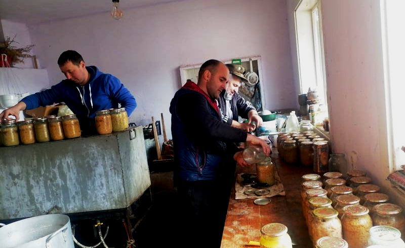 Всього зібрано понад п’ять тонн різного вантажу для українських захисників