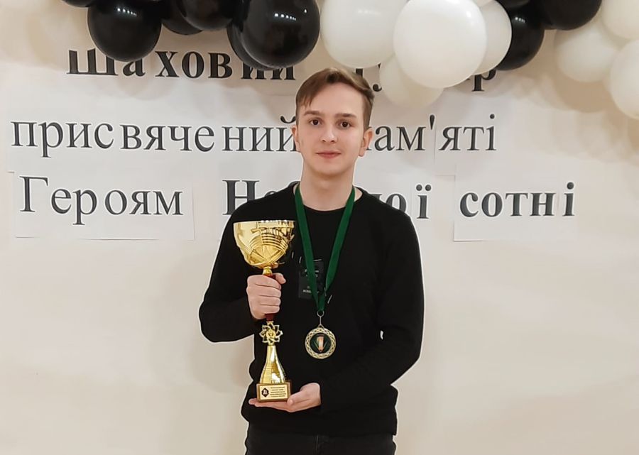 Результат Валентина Прокоф'єва склав 8,5 очка з 9 можливих, відтак він завоював золото