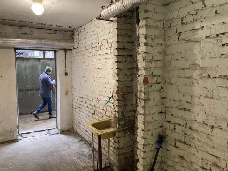 Ілюстраційне фото. На входах у підвали мають з’явитися відповідні надписи на вході та стрілки