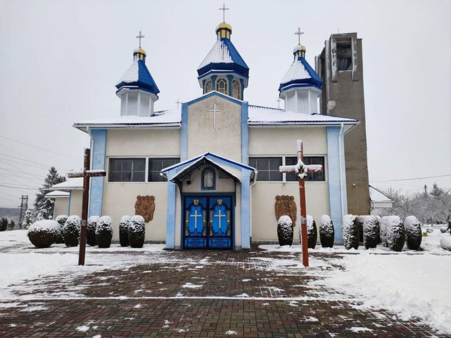 У церкві збирають допомогу територіальній обороні міста, військовим та біженцям