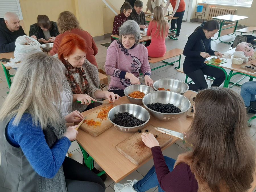 До акції приєдналися педагоги Калуського ліцею №5