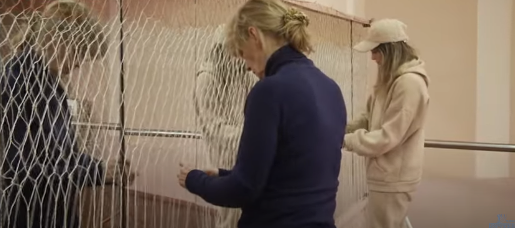 Не варто приносити готові порізані речі, адже смужки можуть бути затонкими