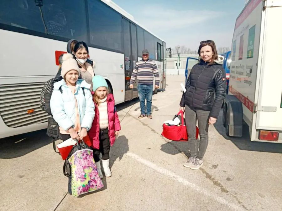 З Калуша виїхали багатодітна, опікунська та родина з дитиною з інвалідністю