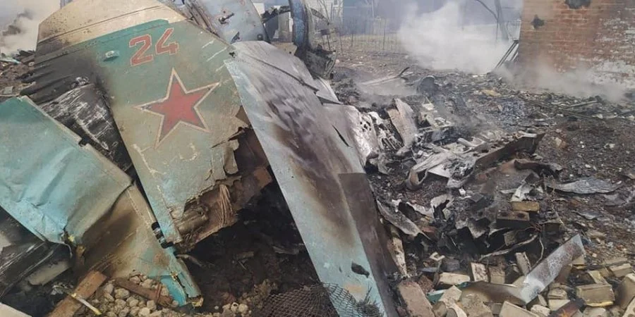 Ілюстроване фото ЗСУ збили російський літак, який останні тижні нищив Маріуполь