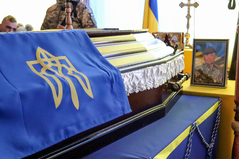 Поховають Героя у його рідному селі Мостищі. Фото: Андрій Найда/Facebook