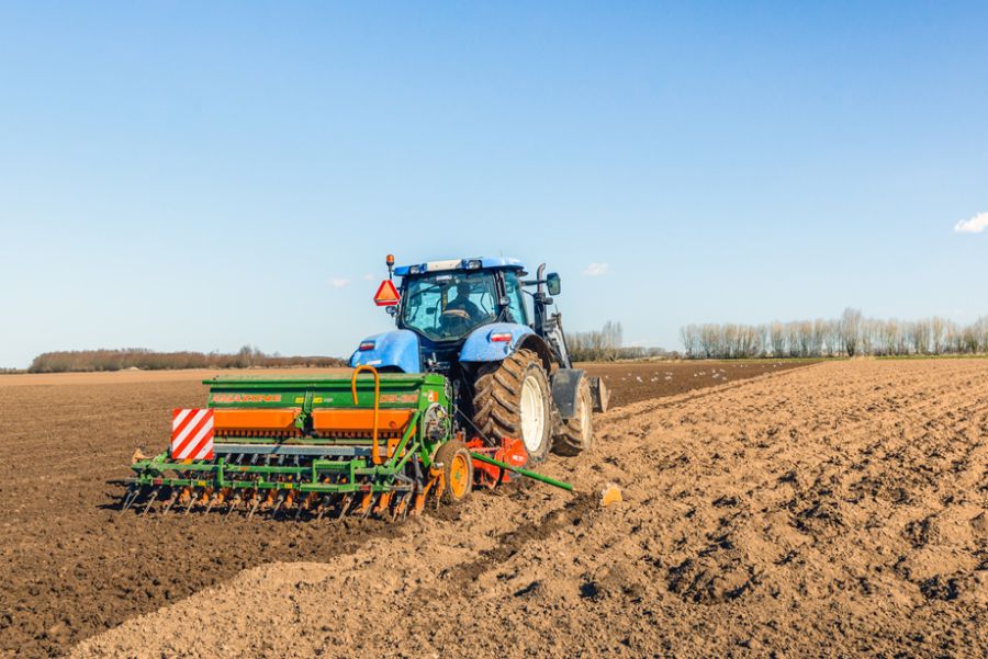 Кредит на весняно-польові роботи можна отримати до 31 травня