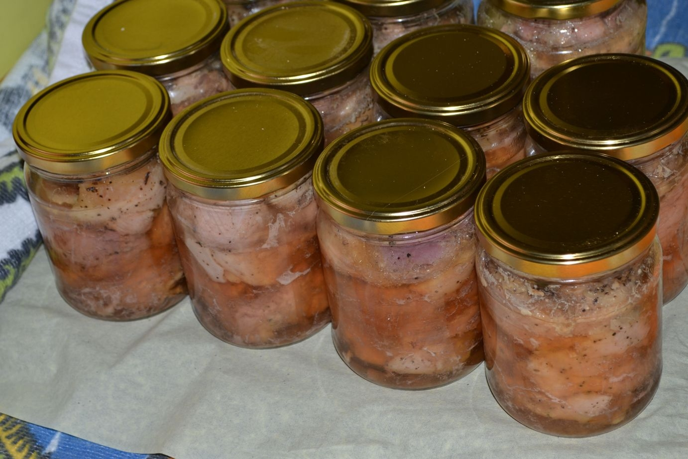 Господині Студінки готові приготувати для захисників України ще не одну порцію свинних смаколиків