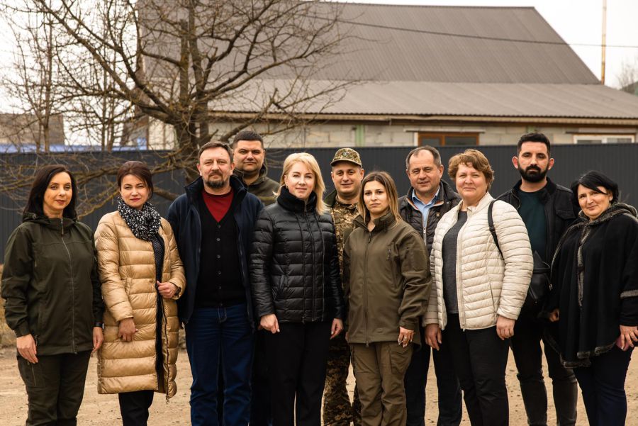До допомоги було залучено шведських працівників.