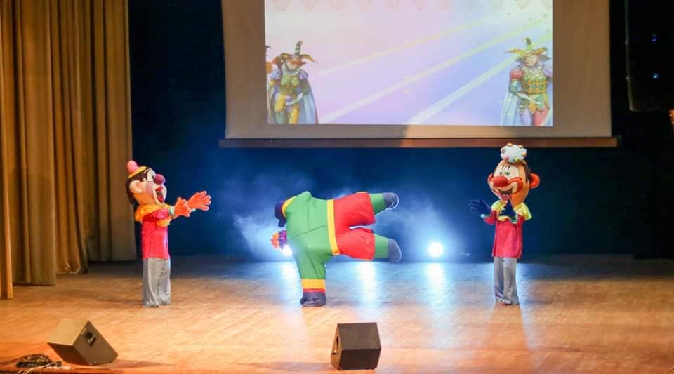 Кожен глядач міг зробити особистий благодійний внесок у допомогу ЗСУ